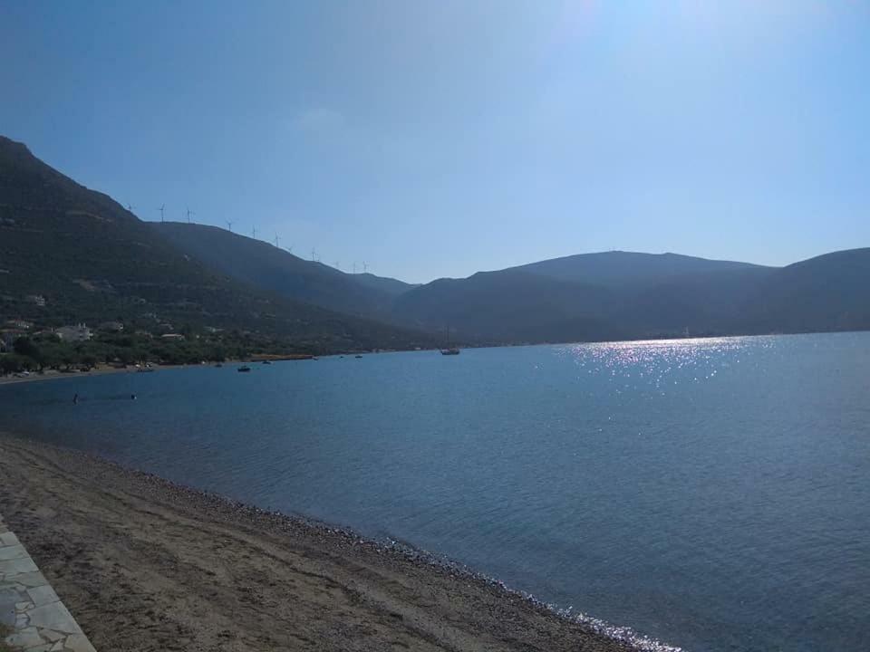 Waterfront Mediterranean Villa Skroponeria Exterior foto